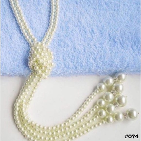 WaltonWear Jewelry - Beautiful Long Strand Of Pearls